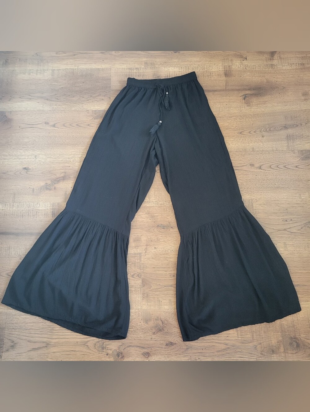 Bohemain Womens' Black Ruffle-Hem Wide Leg Pants